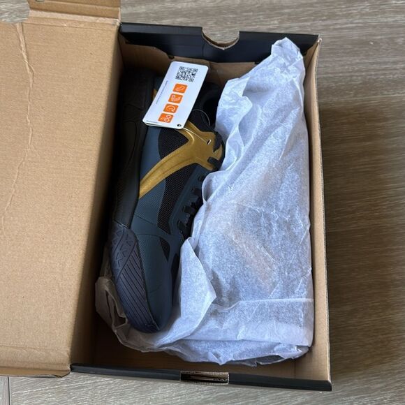 Kanso DragonFly Indoor Court Shoes Black/Gold size 7.5 NWT in box - Picture 10 of 15